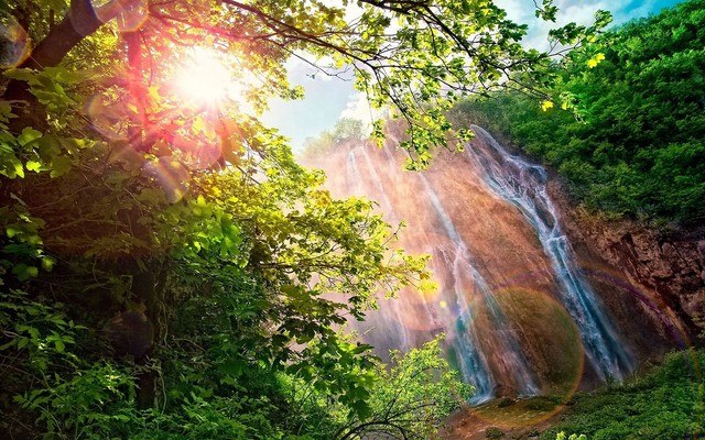 Waterfall Sun Rays