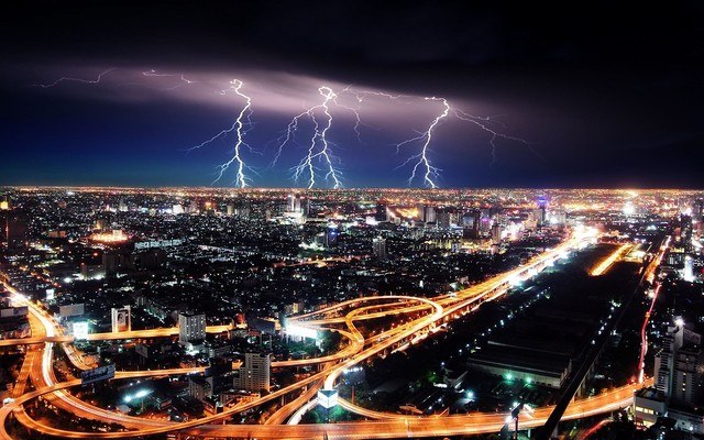 City Lightning