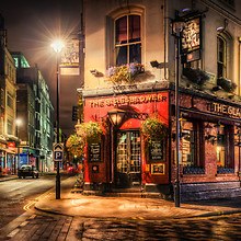 London Pub HDR